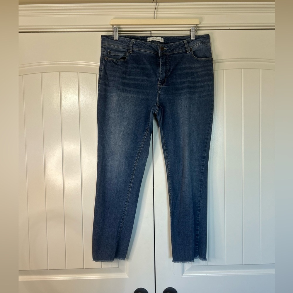 Cato Mid Rise Jeans. Size 16.